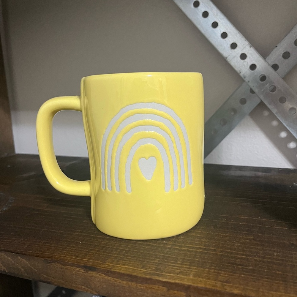 RAE DUNN COFFEE MUG